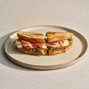 CHICKEN SANDWICH