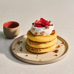 FLUFFIEST  PANCAKES